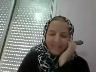 Arab mama špinavé diskusia