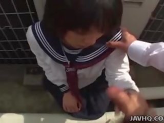 Jepang bayi menyebalkan anggota tidak disensor
