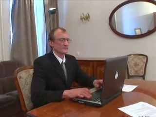 Bravo правен възраст приятелка секс видео сцени