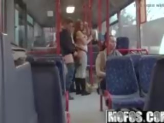 Mofos b lados - bonnie - público sexo filme cidade autocarro footage.