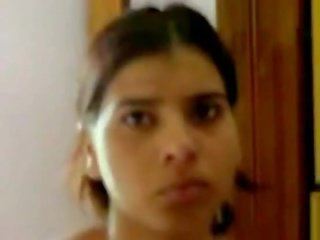 Indiane punjabi i paturpshëm i ri femër i kapuri duke mashtruar nga bf duke pasur x nominal film me tjetër nxënës
