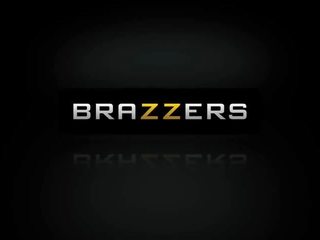 Brazzers - milfs nagu see suur - parem milf fucks noor mees sisse a dušš stseen osades francesca le ja keiran alltuulekülg