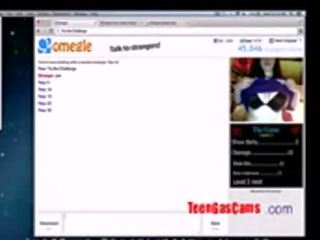 Wil bizarre jeune femelle sur omegle 2