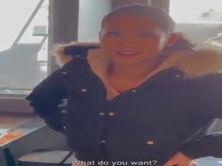 God skitten video i den restaurant med barmfager asiatisk fransk mailyne