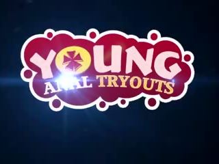 তরুণ পায়ুপথ tryouts - হটি টোপের শহরবাসী মধ্যে তার মলদ্বার