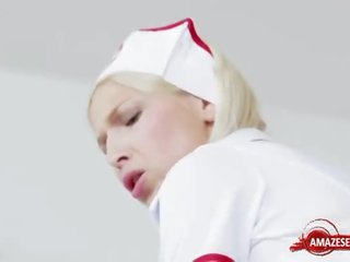 Groovy sykepleier hardcore og sædsprut