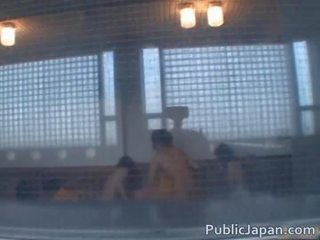 Young Asian babe Fucked In Bath