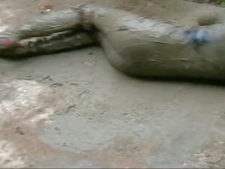 Sasja মধ্যে muddy লাল জাং বুট, বিনামূল্যে রচনা নোংরা ক্লিপ থ্রিডি