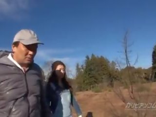 Maki hojo menikmati oudoor dewasa video hidup dengan farmer.